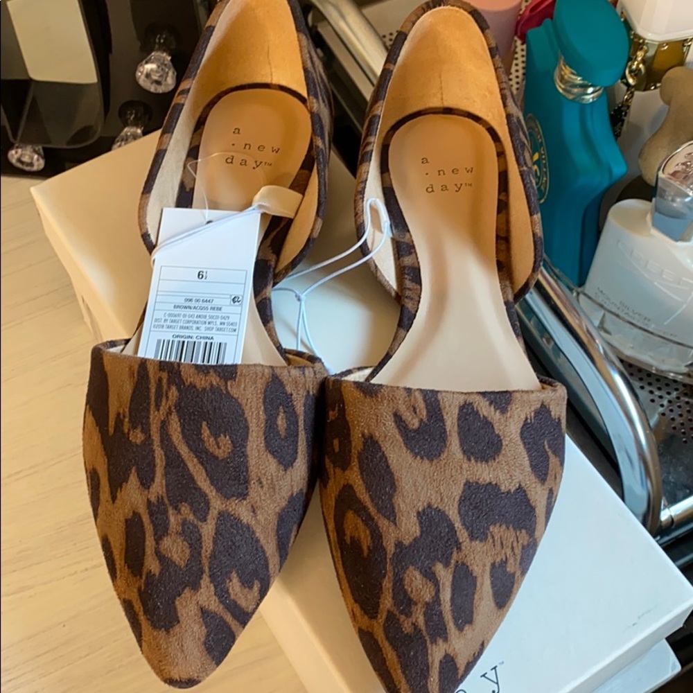 Leopard Flats